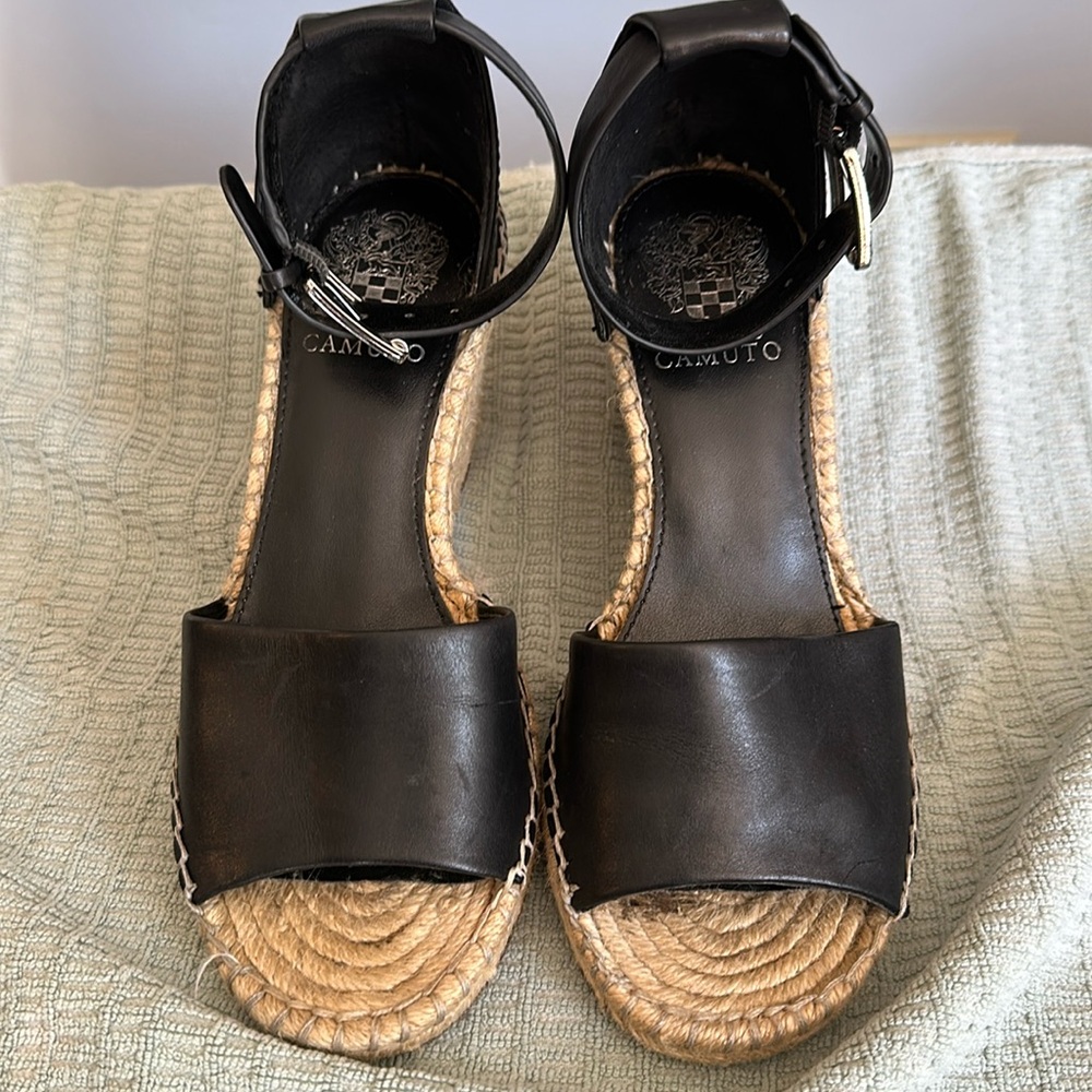 Wedge Vince Camuto